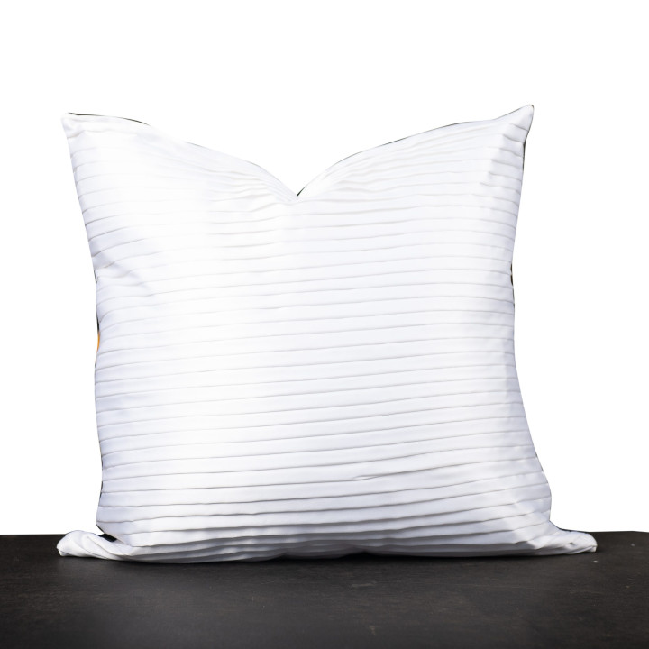 White face Pleated Cushion