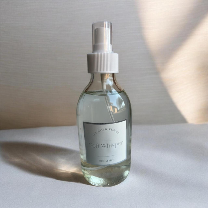 Mo and K Essence - Home Fragrance Room Mist Spray 200 ml