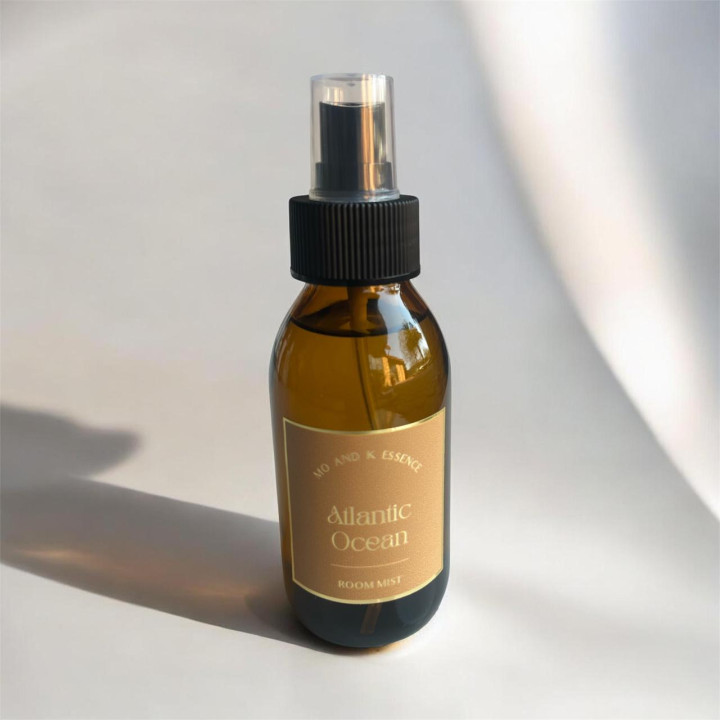 Mo and K Essence - Amber Home Fragrance Room Mist Spray 100