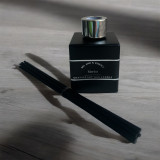 Mo and K Essence - Reed Diffuser Home Fragrance 100 ml