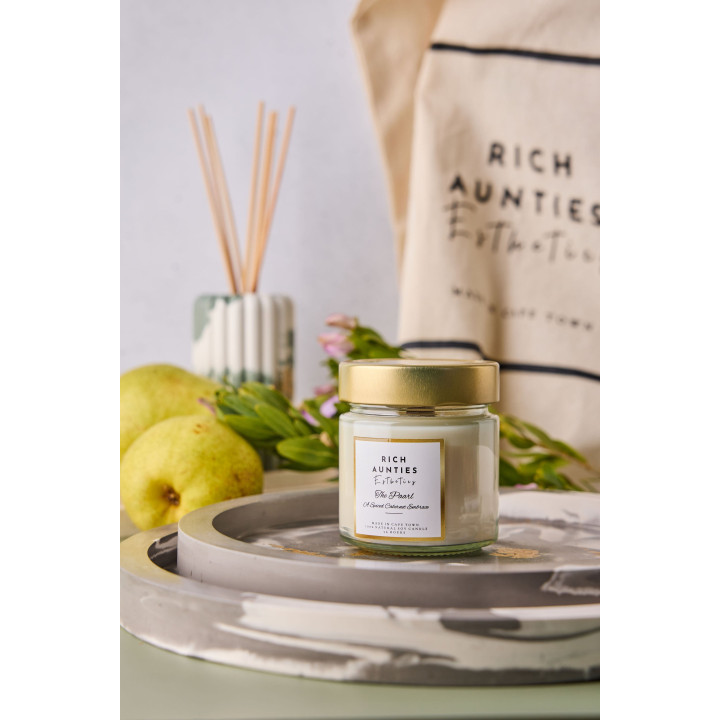 Rich Aunties Esthetics - The Paarl Scented Soy Candle - Cabernet Sauvignon Wine Inspired 212ml