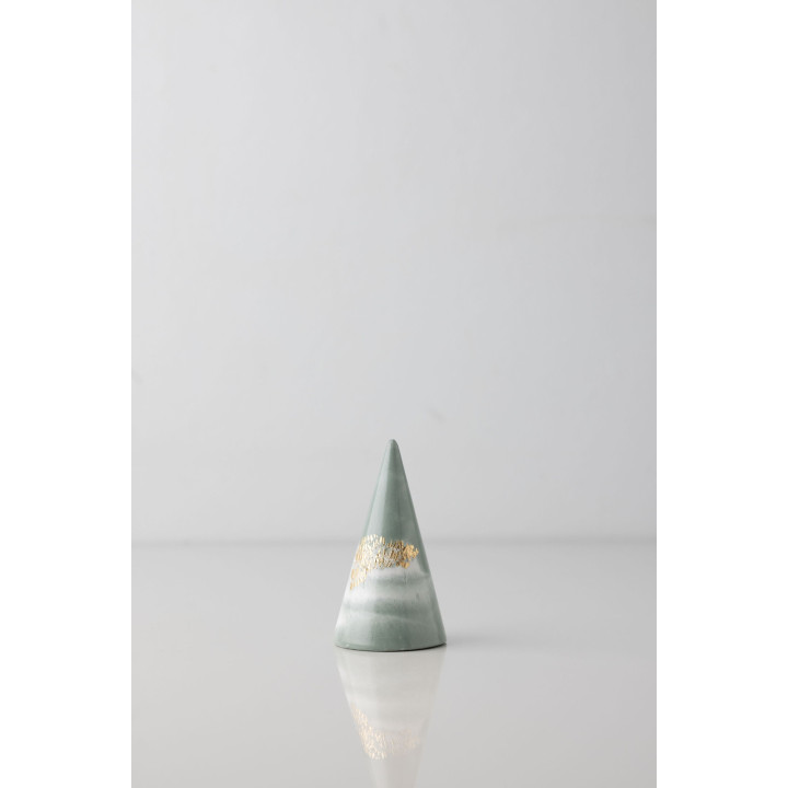 Rich Aunties Esthetics - Cone Ring Holder Green Marble Gold Leaf